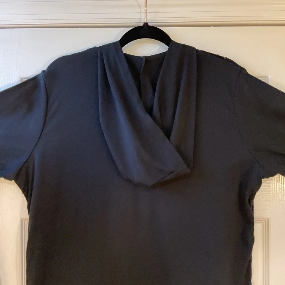 Quacker Factory Black Sequin Hoodie Size Large - Picture 6 of 9